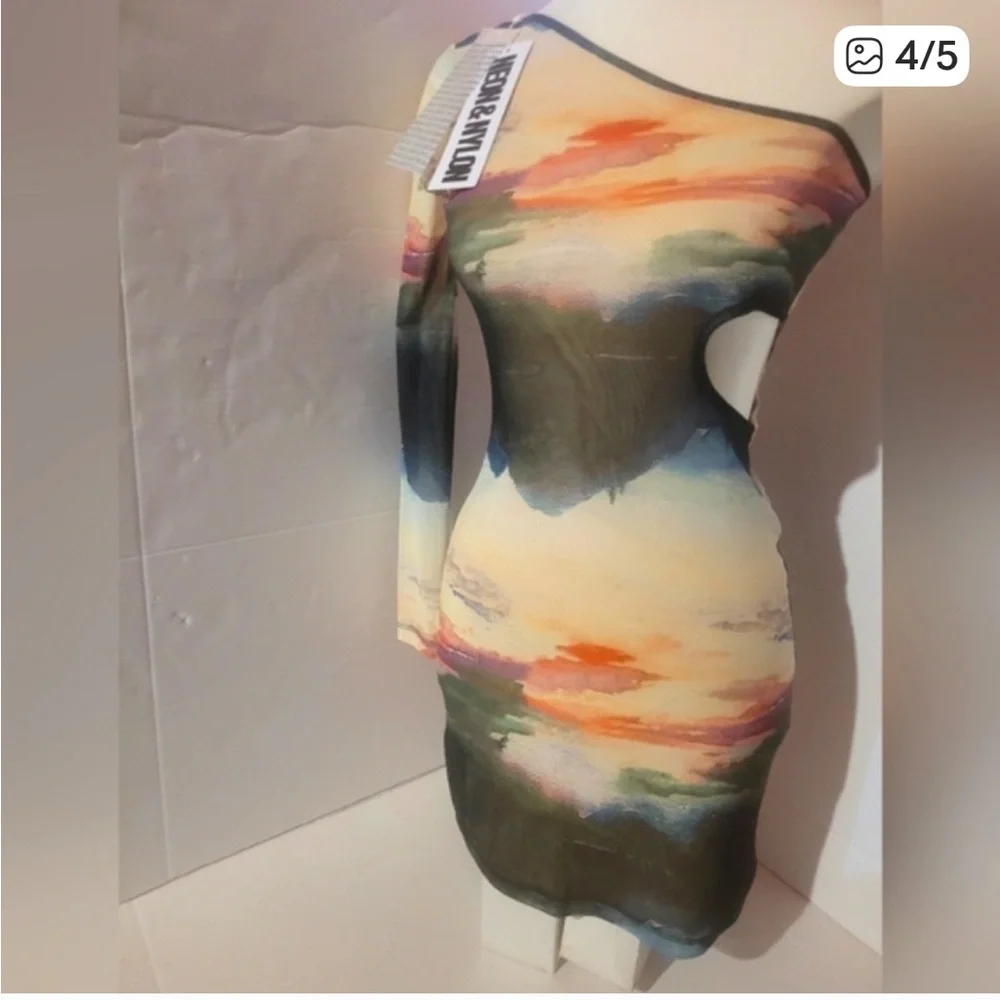 New ONLY Multicolor One Shoulder soft Dress with side hole size small - Picture 4 of 5